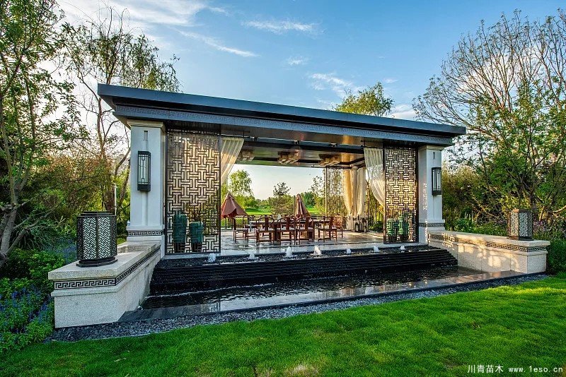 綠化苗木園林景觀建筑在園林設計中的作用